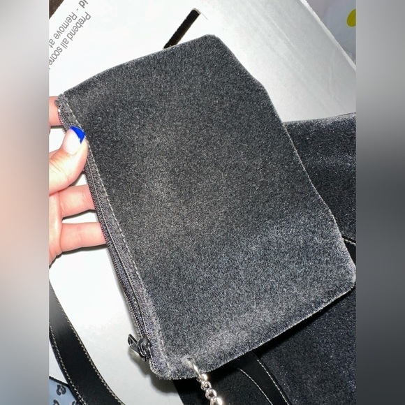 Lancel Paris made in Italy black velvet vintage cross body bucket bag - Picture 8 of 15